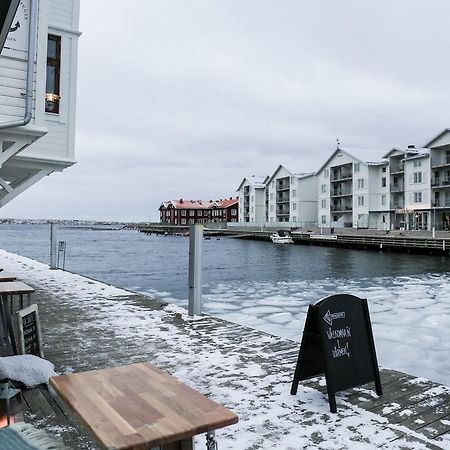 Pensionat Bryggan Смёген Экстерьер фото